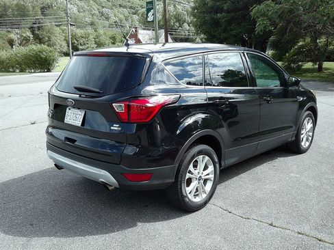 Used 2019 Ford Escape SE AWD/4WD image 3