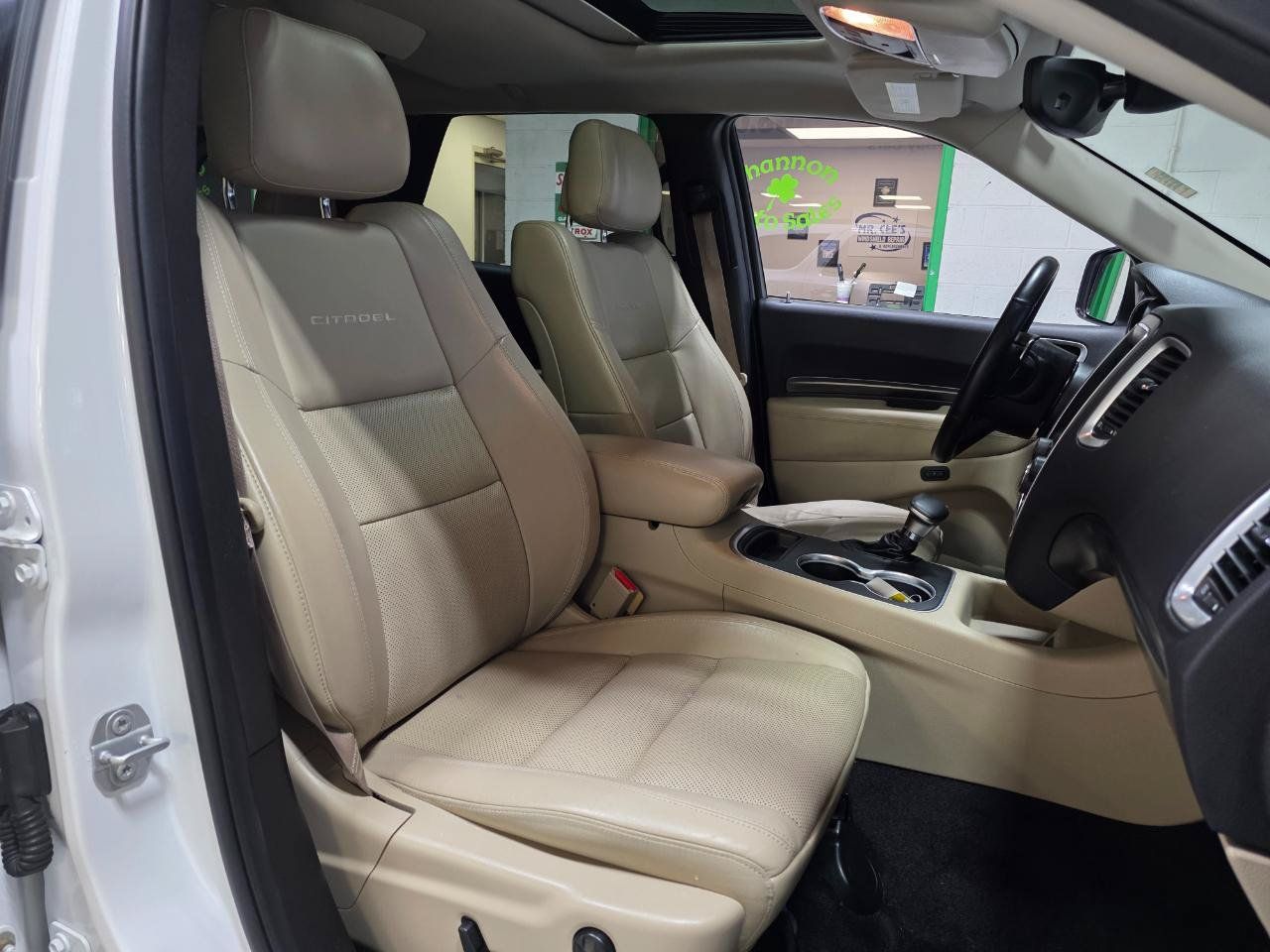 Used 2018 Dodge Durango Citadel w/ Technology Group AWD/4WD image 28