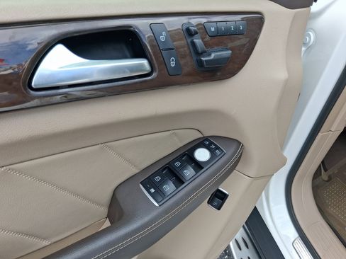 Used 2016 Mercedes-Benz GL 450 4MATIC image 14