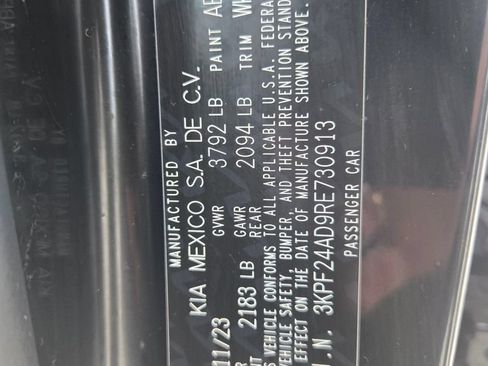 Used 2024 Kia Forte LXS FWD image 11