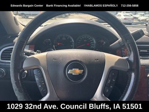 Used 2013 Chevrolet Suburban LTZ AWD/4WD image 24