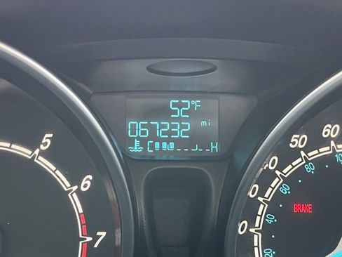 Used 2018 Ford Fiesta SE image 39