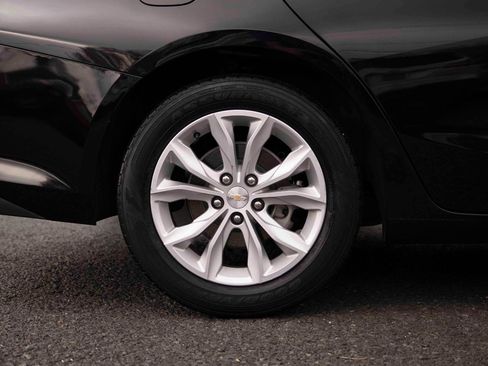 Used 2023 Chevrolet Malibu LT image 24