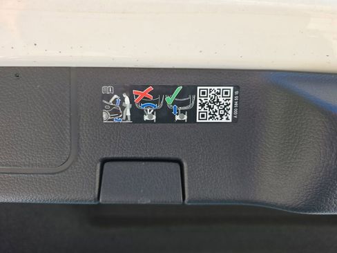 Used 2025 Mercedes-Benz CLA 250 image 15