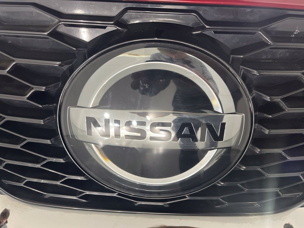 Used 2022 Nissan Rogue Sport SV AWD/4WD image 35