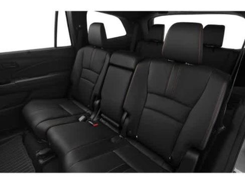 Used 2022 Honda Pilot TrailSport image 16