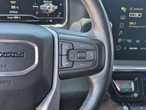 Used 2022 GMC Sierra 1500 Denali AWD/4WD image 24