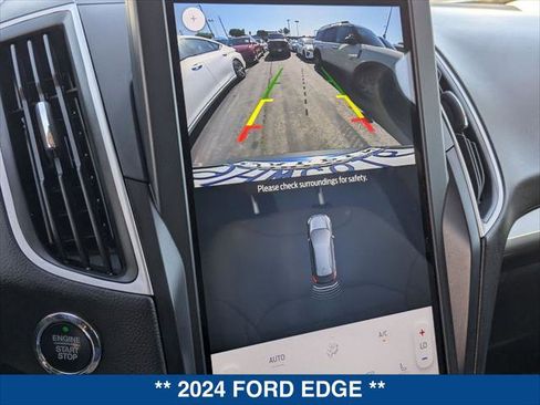 Used 2024 Ford Edge SEL w/ Convenience Package image 18