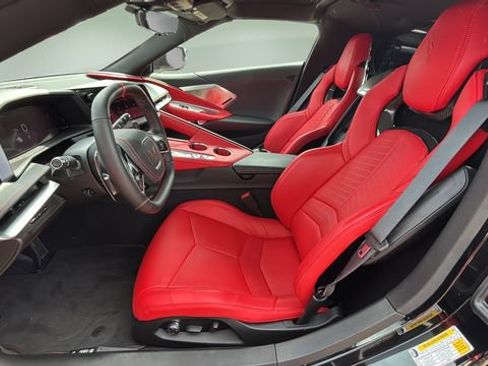 Used 2026 Chevrolet Corvette Stingray Preferred Cpe w/ 2LT RWD image 16