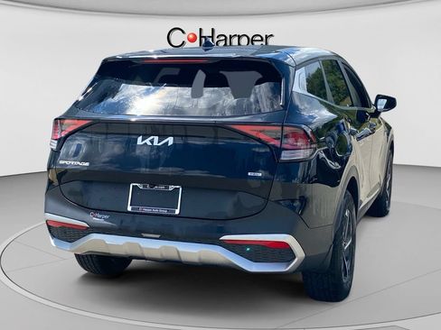 Used 2023 Kia Sportage LX AWD/4WD image 3