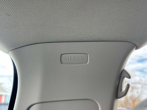 Used 2019 Volkswagen Tiguan SE w/ Panoramic Sunroof Package image 26