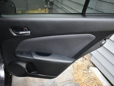 Used 2022 Toyota Prius LE FWD image 38