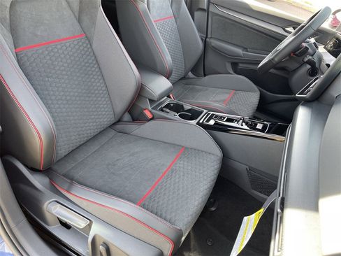 New 2026 Volkswagen GTI SE image 7