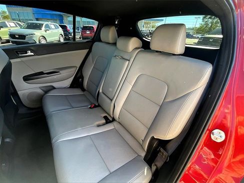 Used 2022 Kia Sportage Nightfall Edition image 18