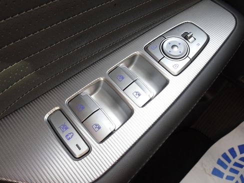 Used 2024 Hyundai Palisade Calligraphy image 26