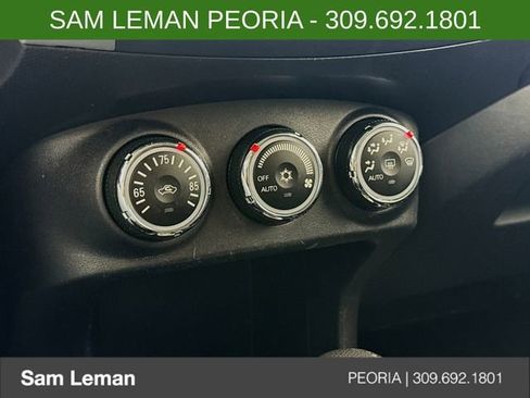 Used 2012 Mitsubishi Outlander GT image 14