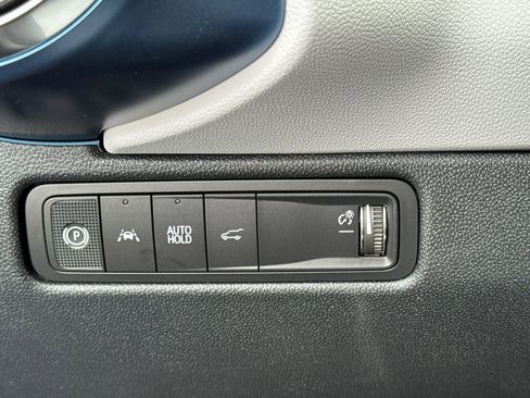 New 2026 Chevrolet Equinox EV LT image 26