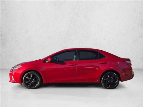 Used 2015 Toyota Corolla LE image 9