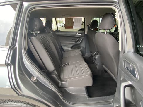 Certified 2023 Volkswagen Tiguan S FWD image 39