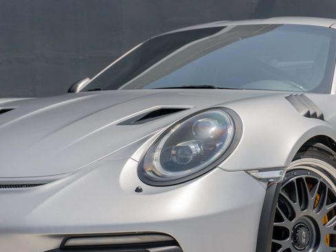 Used 2019 Porsche 911 GT3 RS RWD image 47
