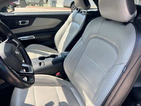 Used 2024 Ford Mustang Premium RWD image 9