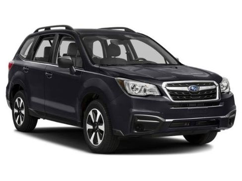 Used 2018 Subaru Forester 2.5i image 9