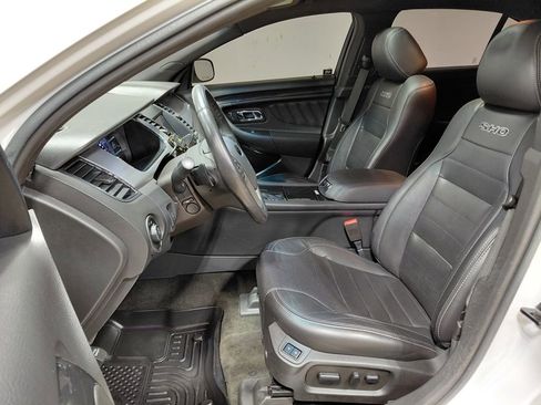 Used 2018 Ford Taurus SHO image 26