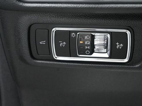 Certified 2023 Lincoln Corsair AWD w/ Equipment Group 101A image 11
