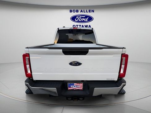 Used 2025 Ford F250 XLT AWD/4WD image 7