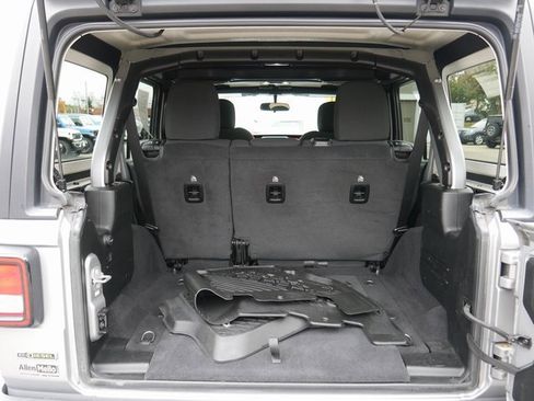 Used 2021 Jeep Wrangler Unlimited Sport image 11