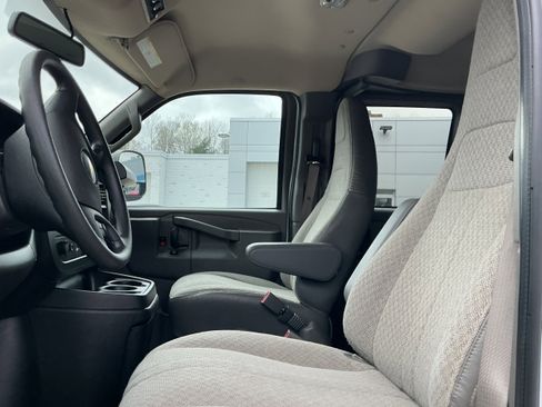 Certified 2023 Chevrolet Express 3500 LS RWD image 6