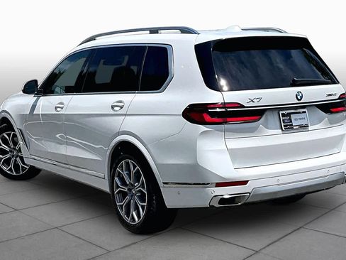 Used 2023 BMW X7 xDrive40i w/ Premium Package AWD/4WD image 12
