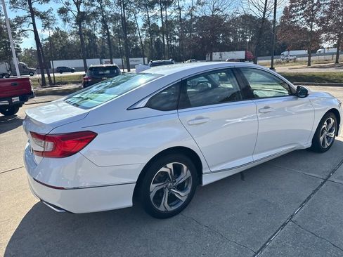 Used 2020 Honda Accord EX image 7