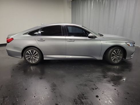 Used 2019 Honda Accord Hybrid image 9