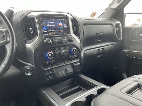 Used 2021 Chevrolet Silverado 1500 LT Trail Boss w/ Convenience Package II image 21