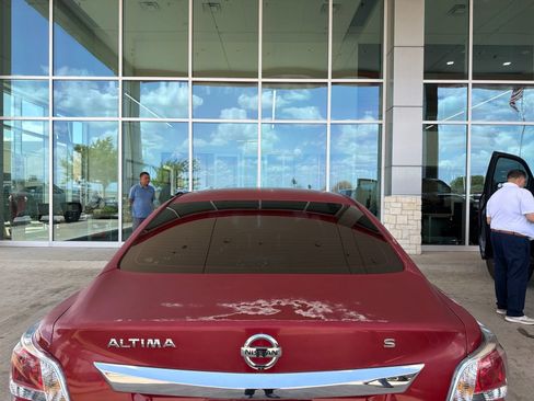 Used 2015 Nissan Altima 2.5 S w/ Power Driver Seat Package FWD image 12