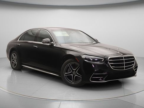 New 2026 Mercedes-Benz S 580 4MATIC Sedan image 13