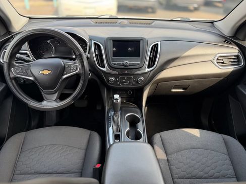 Used 2019 Chevrolet Equinox LT FWD image 10