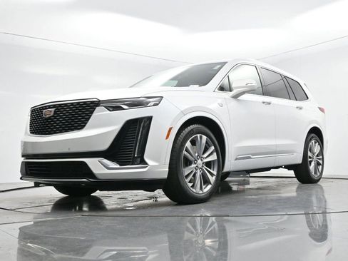 Certified 2024 Cadillac XT6 Premium Luxury image 45