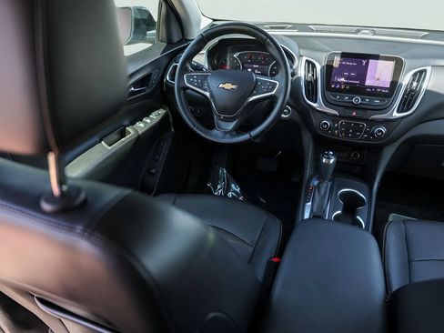Used 2020 Chevrolet Equinox LT w/ Midnight Edition FWD image 29
