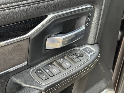 Used 2022 RAM 2500 Laramie AWD/4WD image 13