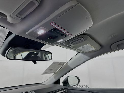 Used 2025 Toyota Camry LE image 18