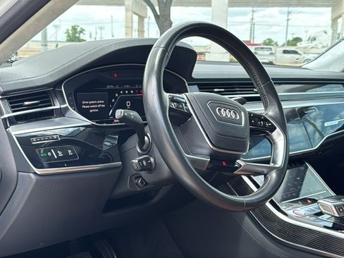 Used 2020 Audi S8 L w/ S8 Executive Package AWD/4WD image 10