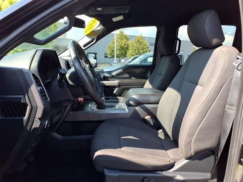 Used 2019 Ford F150 XLT w/ Equipment Group 302A Luxury AWD/4WD image 16