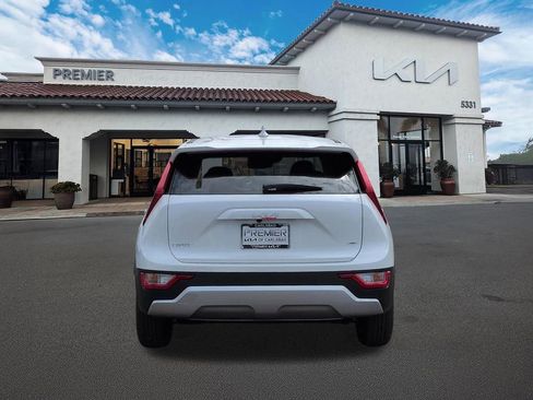 New 2026 Kia Niro LX FWD image 7