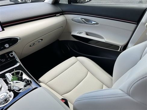 Used 2026 Genesis GV70 2.5T image 12