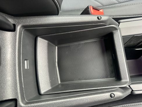 New 2026 Volkswagen Tiguan SE R-Line AWD/4WD image 28