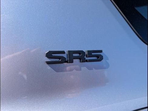 Used 2025 Toyota 4Runner SR5 image 17