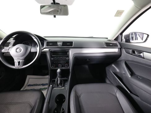 Used 2015 Volkswagen Passat 1.8T Wolfsburg Edition image 29