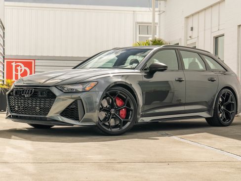 Used 2025 Audi RS 6 performance image 3